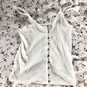 NEVER WORN AMERICAN EAGLE WHITE BUTTON UP TANK TOP